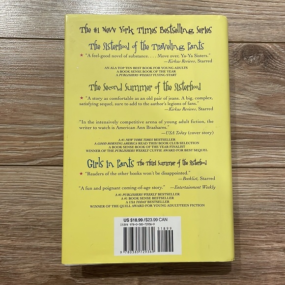 📚 5/$20 📚 Forever in Blue: The Fourth Summer of the Sisterhood - Picture 2 of 3